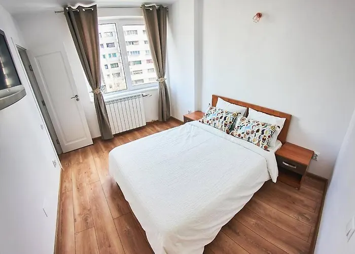 Old Town 2 Beds Panoramic Balcony Apartmán *